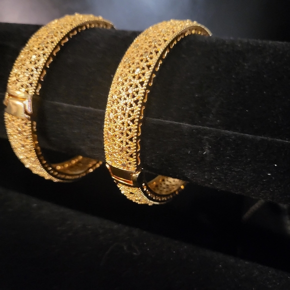 Bangles - Picture 7 of 8